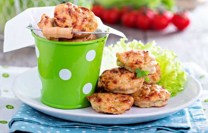 snacks para niños de pollo Snaks: Mini hamburguesas de pollo