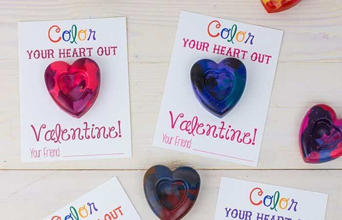 Manualidades de San Valentín corazones de tiza de colores Manualidades de San Valentín corazones de tiza