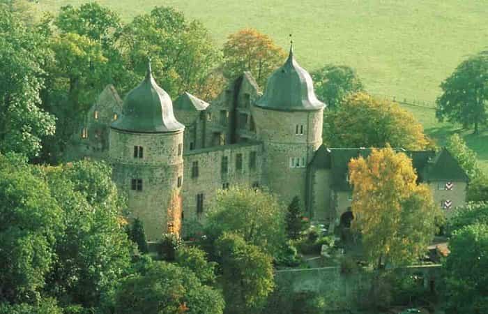 Sababurg en Alemania Sababurg | Ruta de los hermanos Grimm con niños