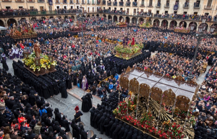 procesión de los pasos (León) Semana Santa en León