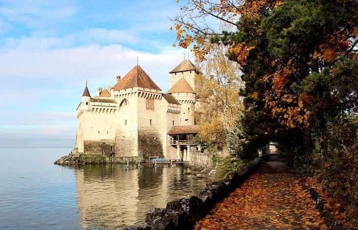Castillo de Chillon en Suiza Castillo en Suiza | Castillos de cuento que visitar con niños