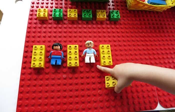 patrones para niños de preescolar con Lego patrones para niños de preescolar con Lego
