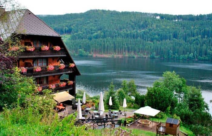 Lago Titisee en Titisee-Neustadt Lago Titisee en Titisee-Neustadt