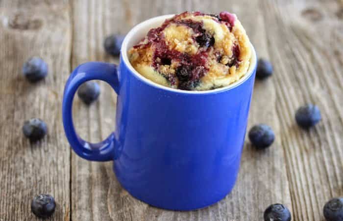 Postre con arándanos Postre en taza con arándanos