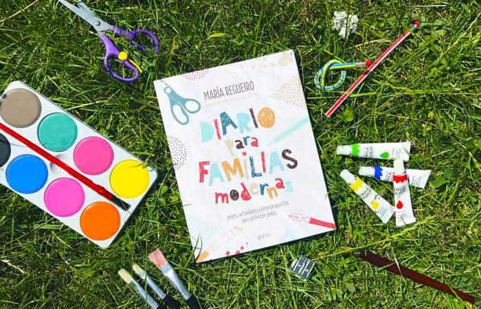 Diario para familias modernas de María Regueiro