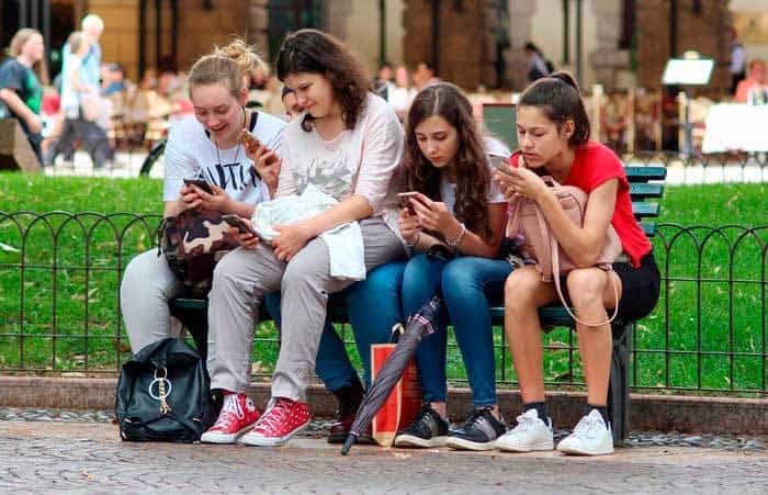 generación aislada por las nuevas tecnologías
