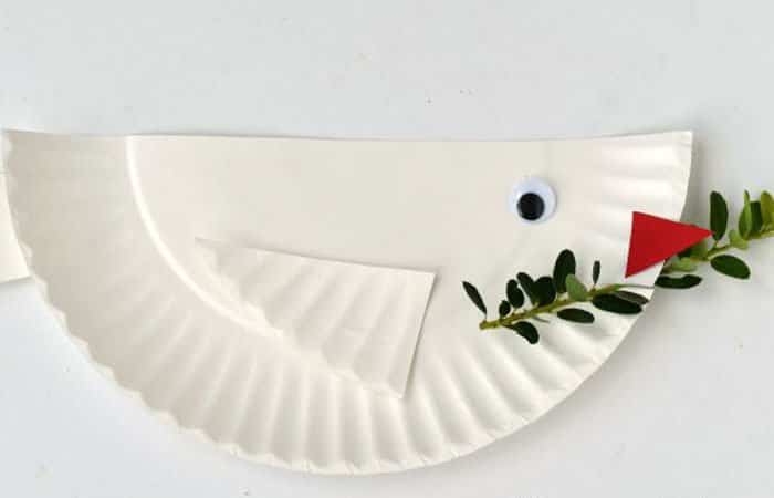 Manualidades para el Día de la Paz. Paloma de platos Manualidades para el Día de la Paz