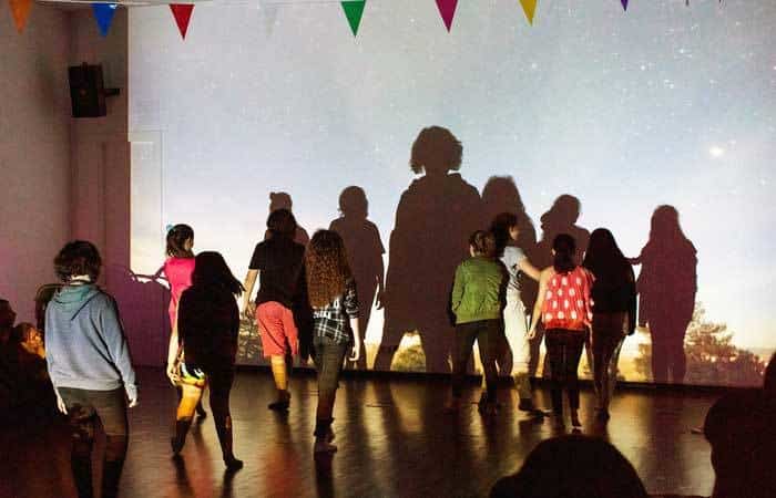Actividades para niños y familias en el Centro de Arte Dos de Mayo