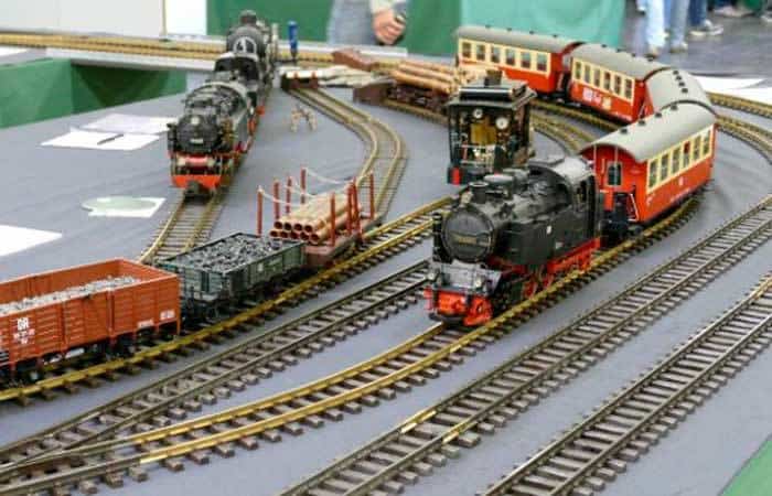 ExpoModelTren