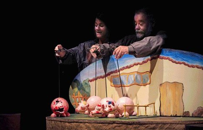 Los tres cerditos en el Teatro Arbolé
