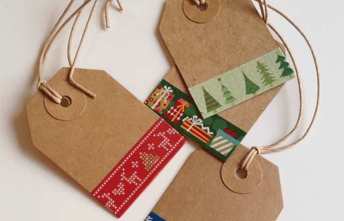 Etiquetas kraft con washi tape para Navidad etiquetas-washi-tape