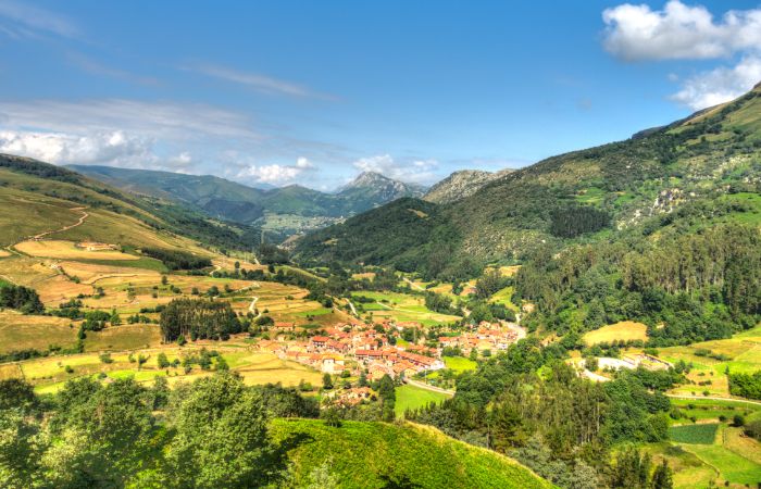 Carmona en Cantabria