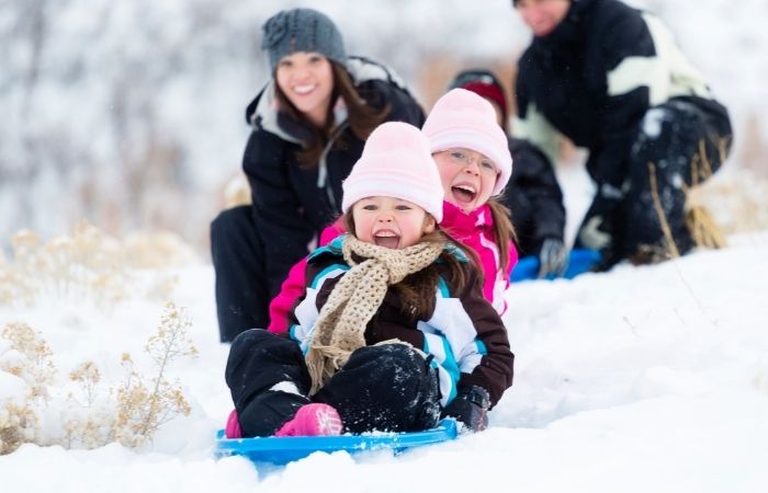 El trineo, uno de los planes alternativos en la nieve más divertidos planes alternativos en la nieve: trineo