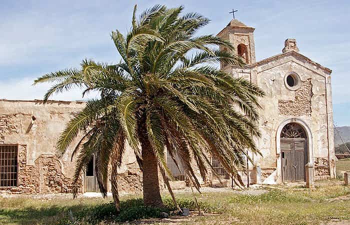 Pueblo de Níjar propuestas de turismo rural por el sur de la península