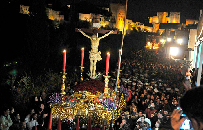 procesión el cristo de los gitanos, en granada procesiones más destacadas de España: la del Cristo de los Gitanos, Granada