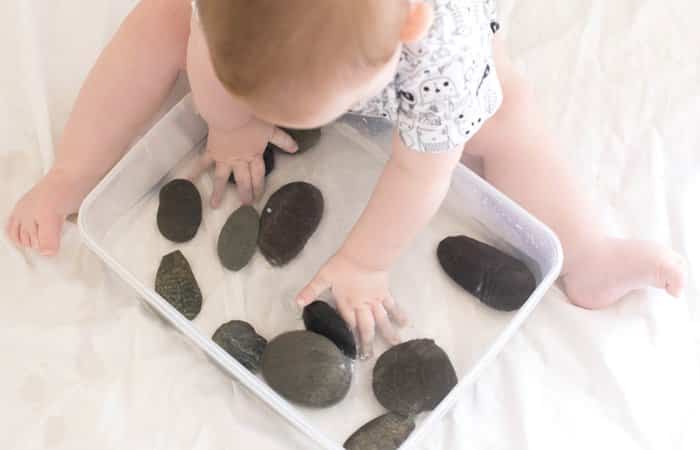 juegos con agua para bebés juegos con agua para bebés