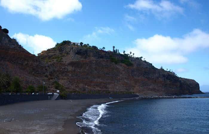 Playa de La Cueva en San Sebastián, La Gomera