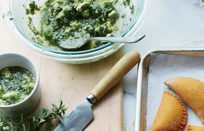salsas caseras para verano hechas de aguacate salsas caseras para verano hechas de aguacate