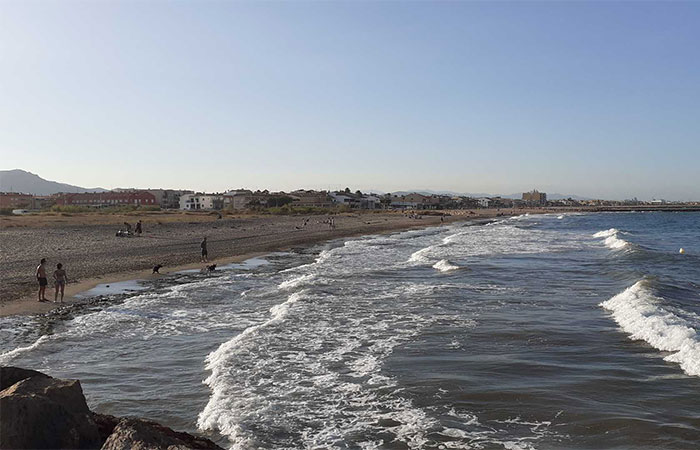 Playa de La Torreta-Santa Elvira en El Puig, Valencia