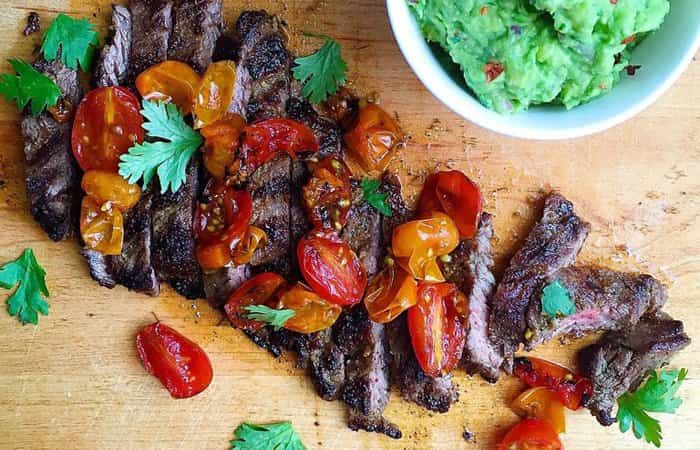 carne roja a la parrilla carne roja a la parrilla