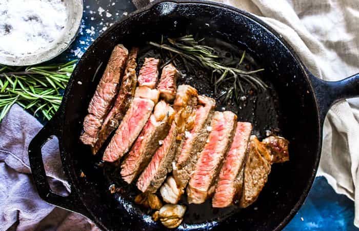 carne roja a la sartén carne roja a la sartén