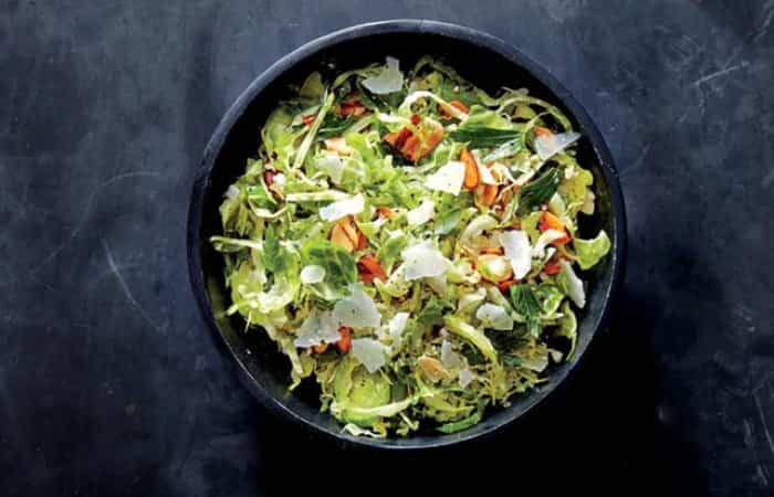 ensalada César con coles ensalada César con coles