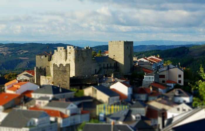 Castro Caldelas en Ourense