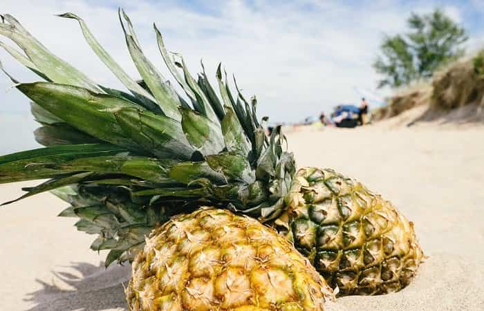 Partir piñas Trucos para partir frutas: la piña