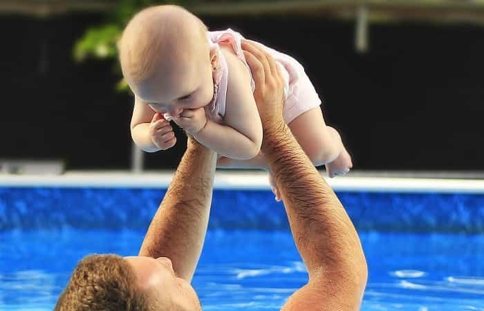 Ejercicio mínimo_natación bebés Natación para cumplir con el ejercicio diario mínimo