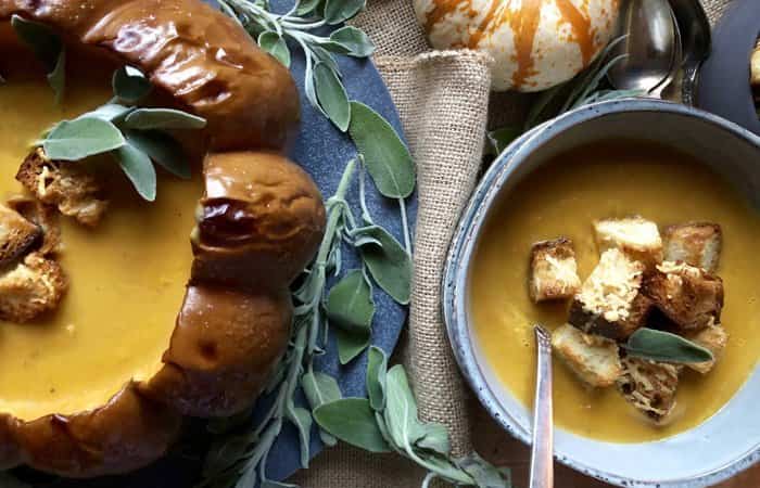 sopa de calabaza con queso manchego