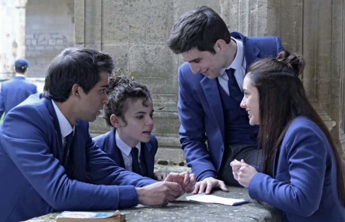 El Internado: Las Cumbres. Reboot de El Internado series de terror y suspense: El Internado, Las Cumbres