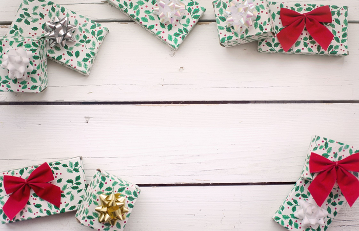 pequeños regalos de navidad ahorrar en navidad: amigo invisible