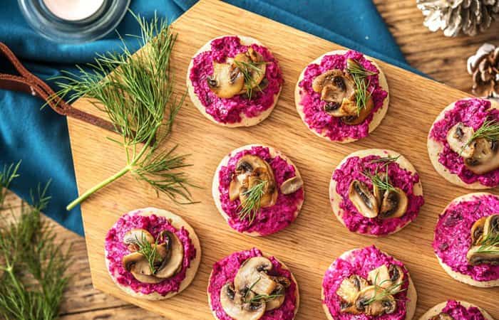 canapés de Navidad con remolacha canapés de Navidad con remolacha