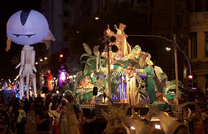 cabalgata de reyes barcelona cabalgata de reyes magos: barcelona