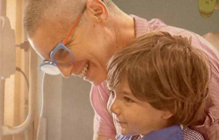 cartel película el cuaderno de tomy el cuaderno de tomy: La madre con su hijo Tomy