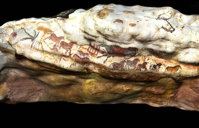 Monumentos del mundo desde casa Monumentos del mundo desde casa: Cuevas de Lascaux