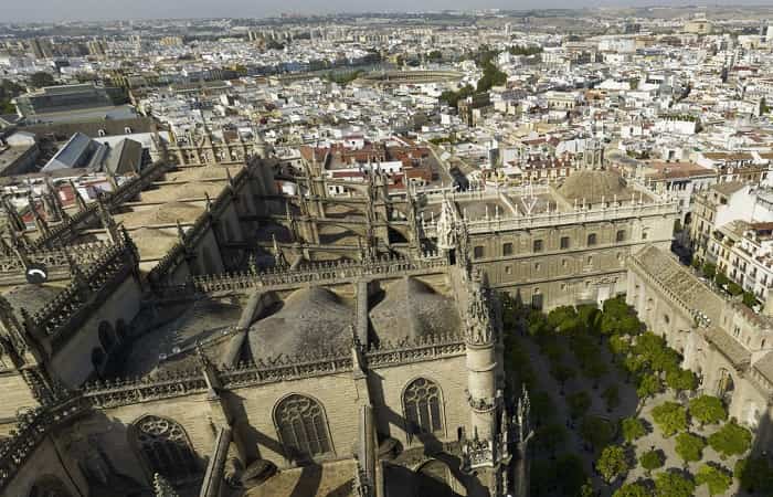 Monumentos-de-España-desde-casa-Giralda La giralda y otros monumentos de España desde casa