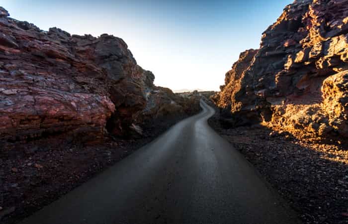 El Parque Nacional de Timanfaya es uno de los mejores paisajes volcánicos de España Imprescindibles de cada una de las provincias del sur e islas: Parque Nacional de Timanfaya