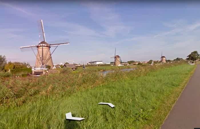 ruta-de-molinos Kinderdijk es mundialmente conocida por sus 19 molinos que son denominados por la Unesco como monumento internacional.