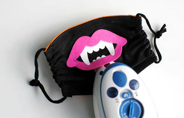 Mascarilla para completar el disfraz de vampiro Mascarilla para vampiros