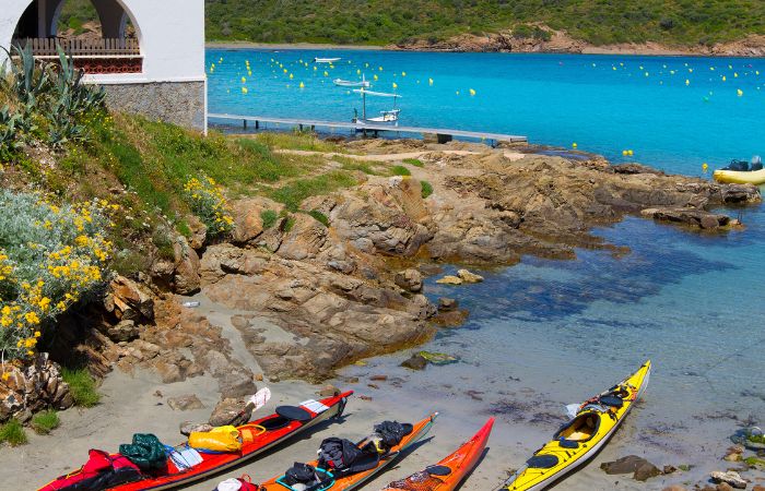 Kayak en Es Grau, Menorca kayak en la costa española: Es Grau, Menorca