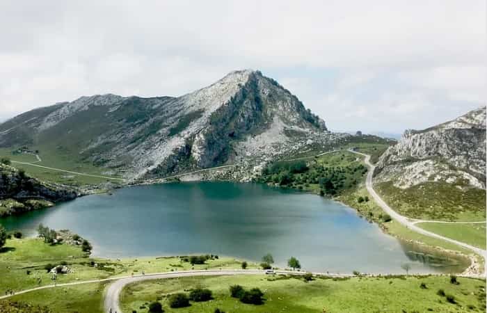 Lagos de Covadonga, Asturias lugares bonitos de cada comunidad autónoma