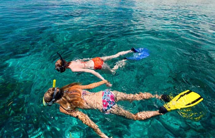 Snorkel en playas de España