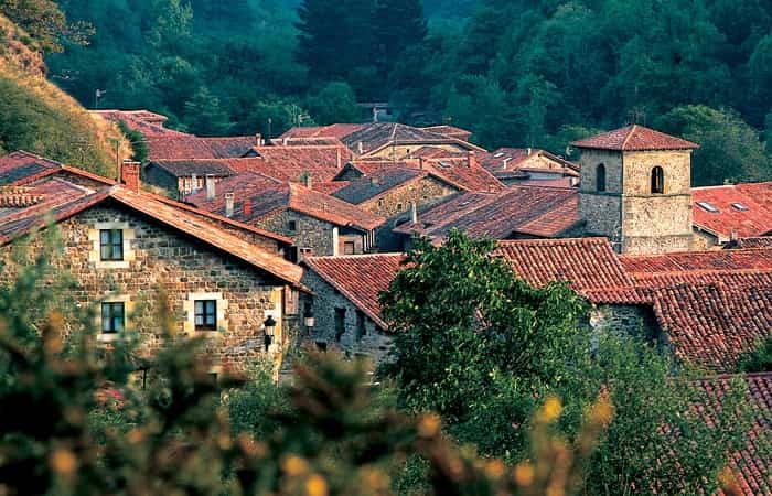 Bárcena Mayor turismo rural por el norte de España