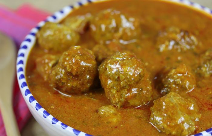Receta tradicional de albóndigas en salsa Albóndigas en salsa, receta tradicional
