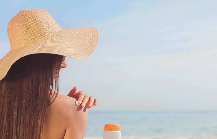 Protector solar para prevenir la alergia al sol