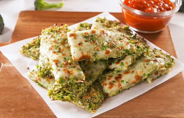 masa de pizza con brócoli masa de pizza con brócoli