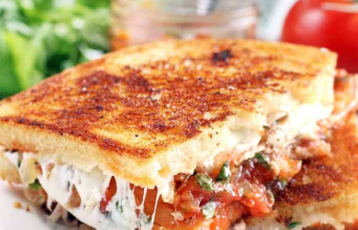 sandwich con mermelada de tomate sandwich con mermelada de tomate