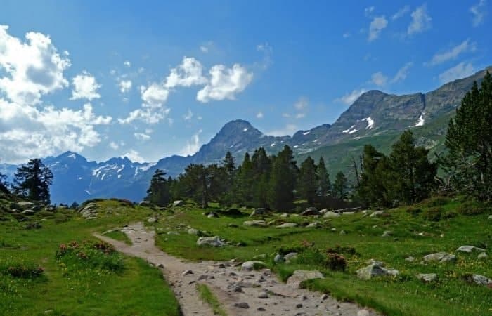 La Ruta Transpirenaica es una senda de Gran Recorrido realizada por montañeros de todo el mundo Ideas para viajar en 2024: Ruta Transpirenaica