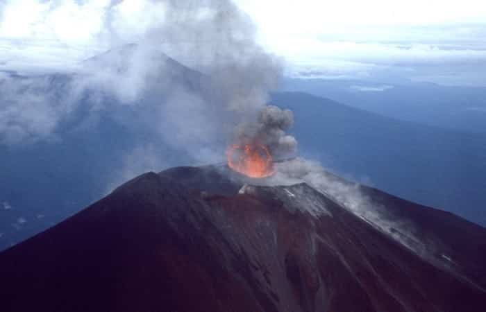 Volcán Ulawun, Papúa Nueva Guinea volcanes
